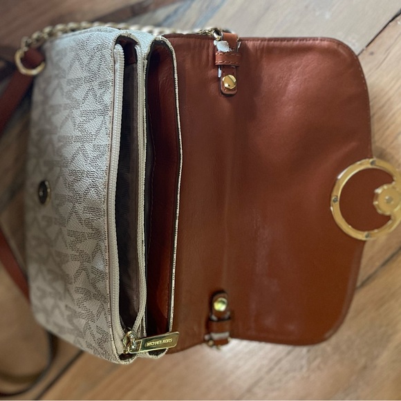 Michael Kors MK Monogram Fulton Crossbody - Picture 13 of 14